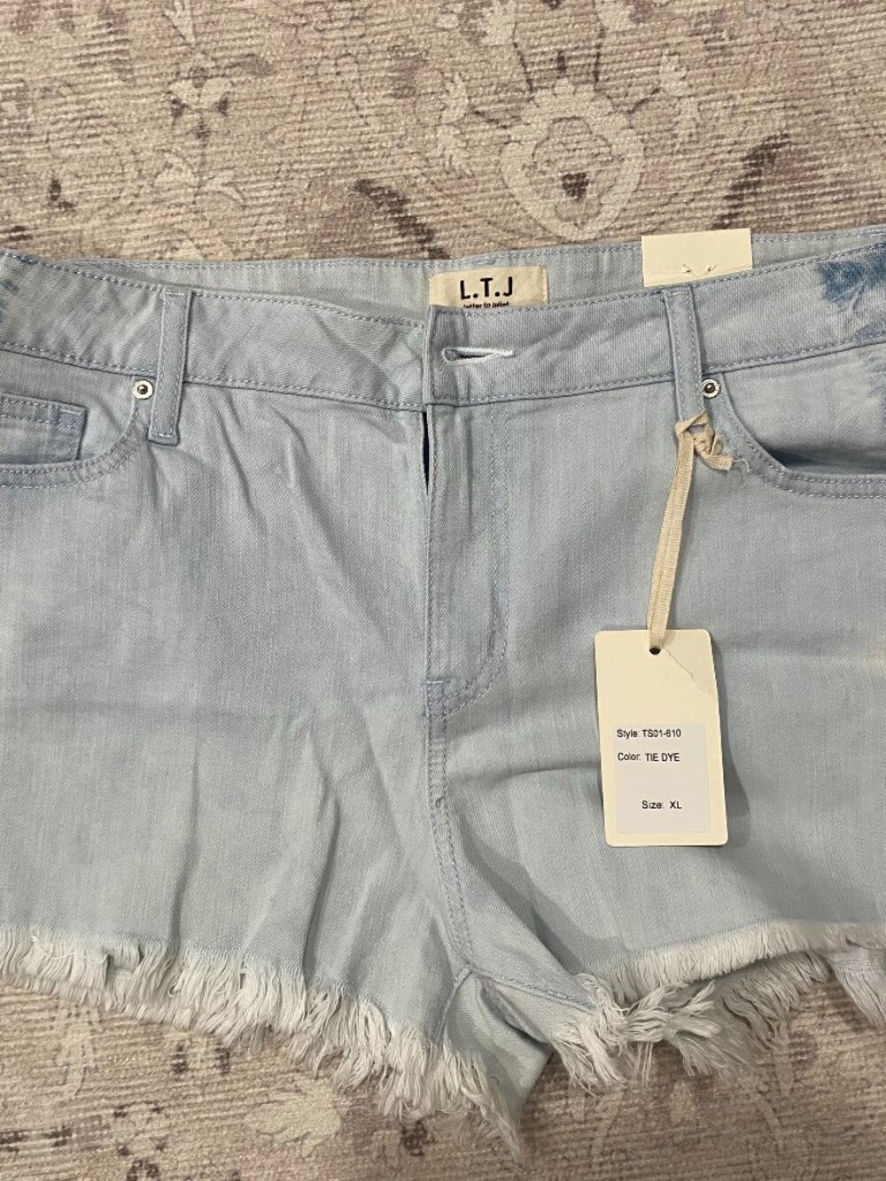 Letter To Juliet (L.T.J.) light wash denim shorts